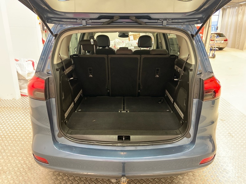 Opel Zafira Tourer vaihtoauto