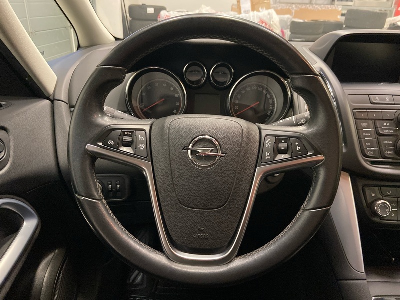 Opel Zafira Tourer vaihtoauto