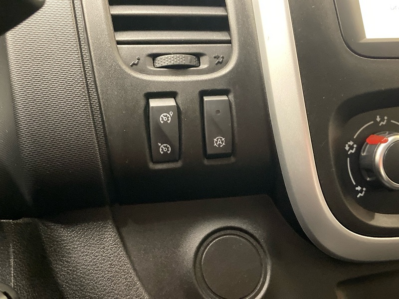 Renault Trafic vaihtoauto