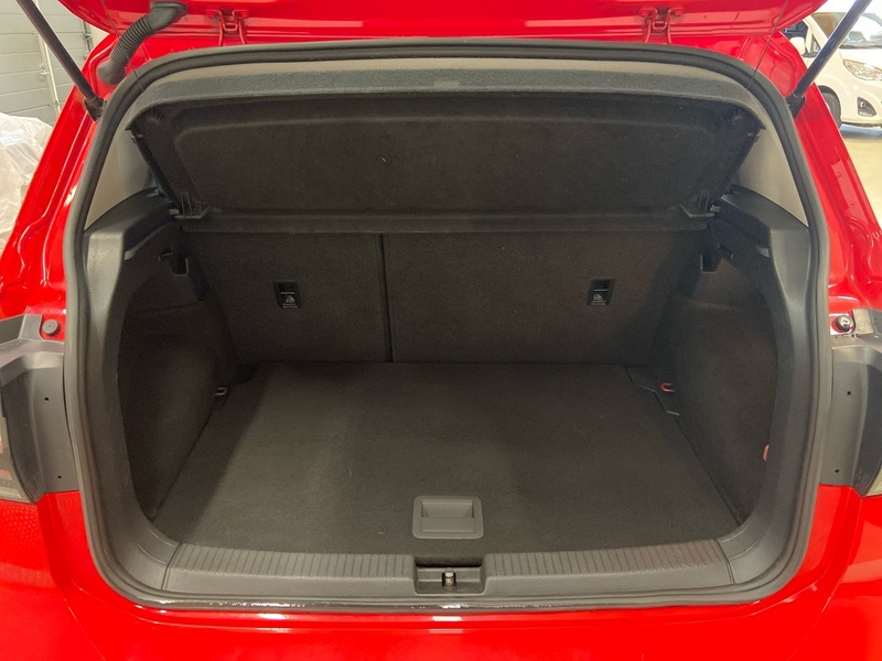 Volkswagen T-Cross vaihtoauto