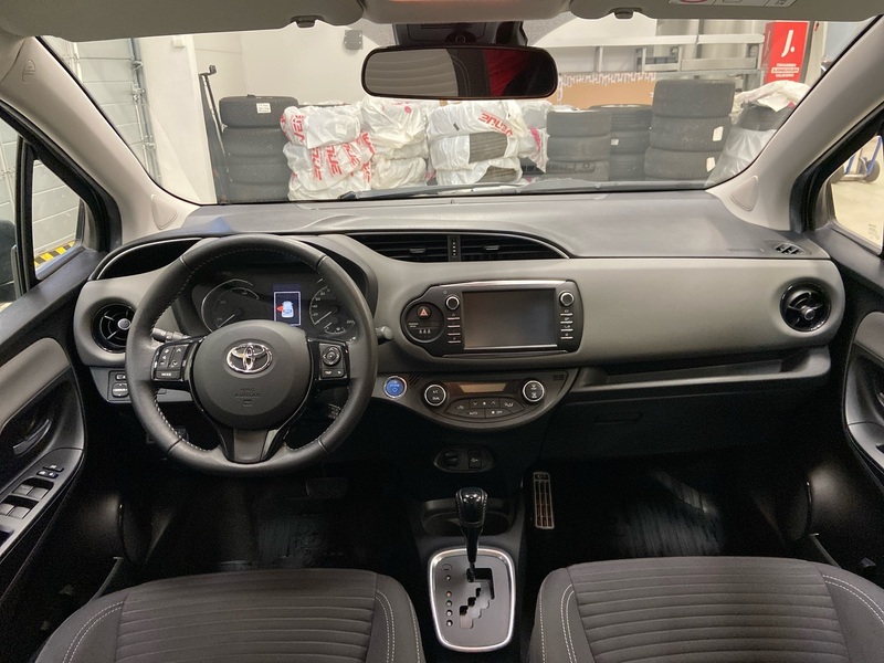 Toyota Yaris vaihtoauto