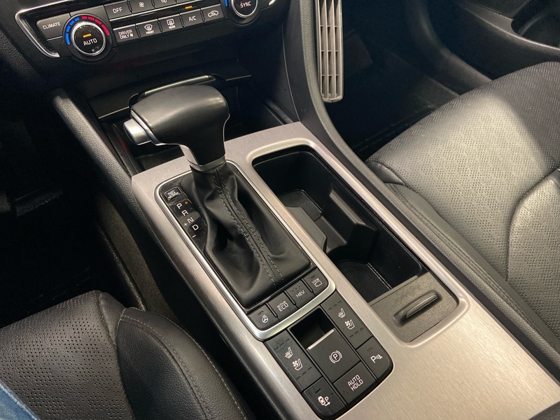 Kia Optima vaihtoauto