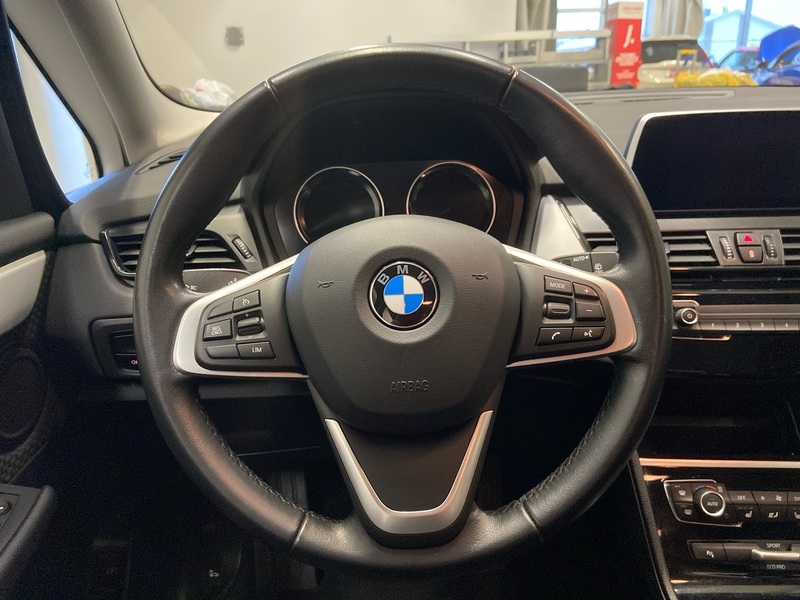 BMW 218 vaihtoauto