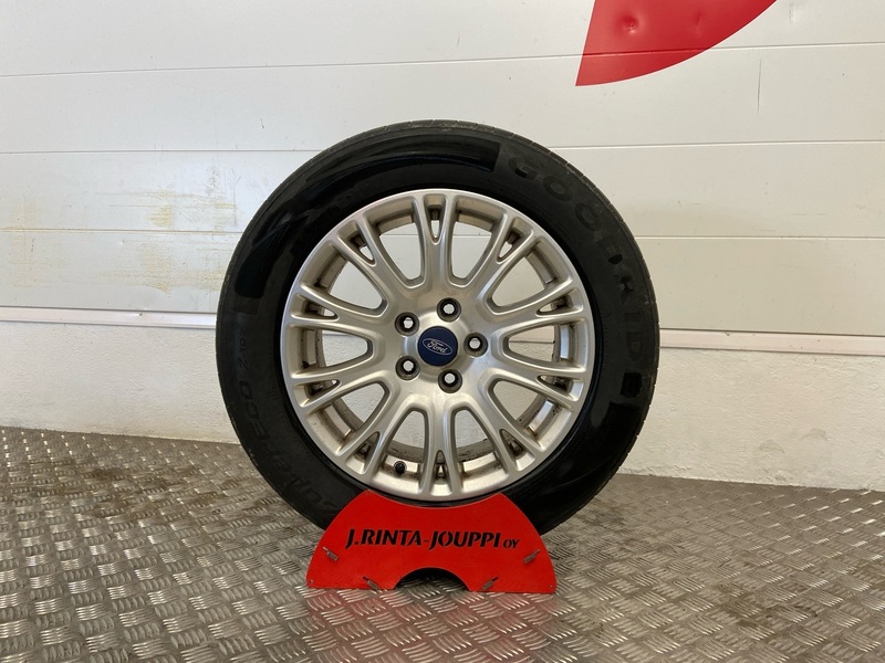 Ford C-MAX vaihtoauto