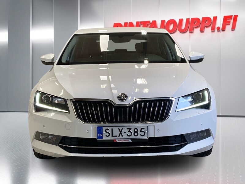 Skoda Superb vaihtoauto
