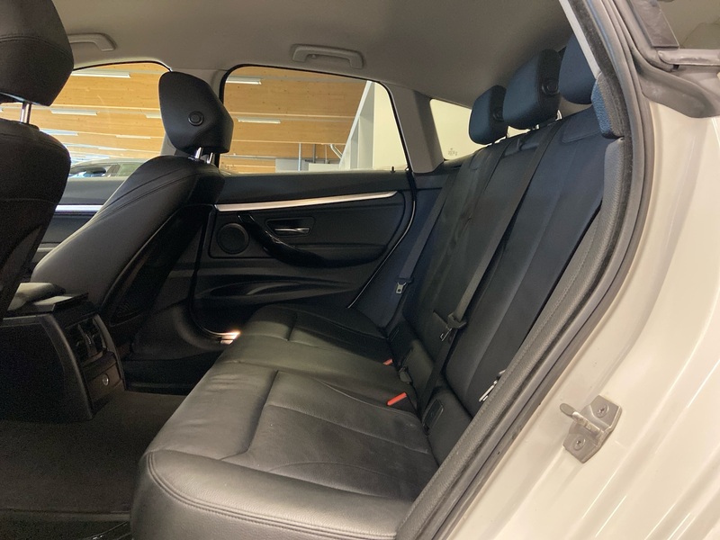 BMW 320 vaihtoauto