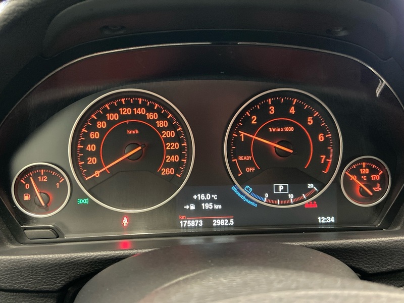 BMW 320 vaihtoauto