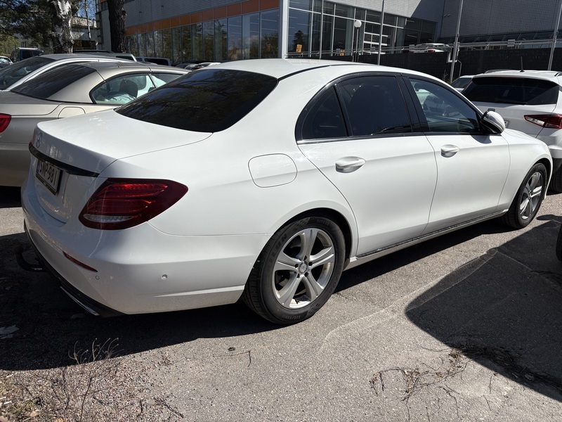 Mercedes-Benz E vaihtoauto