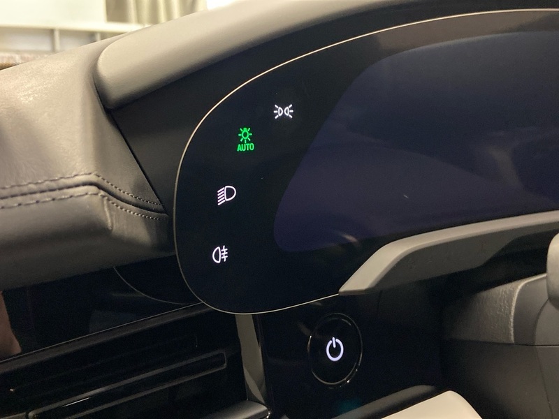 Porsche Taycan vaihtoauto