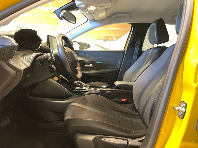 Peugeot 208 vaihtoauto