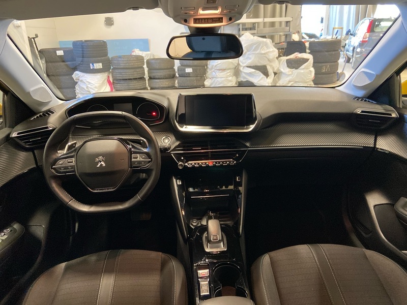 Peugeot 208 vaihtoauto