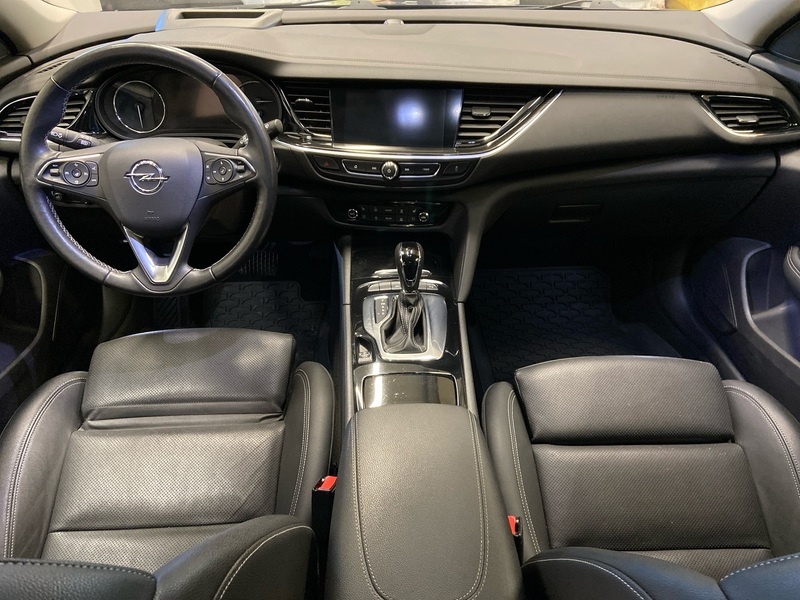 Opel Insignia vaihtoauto