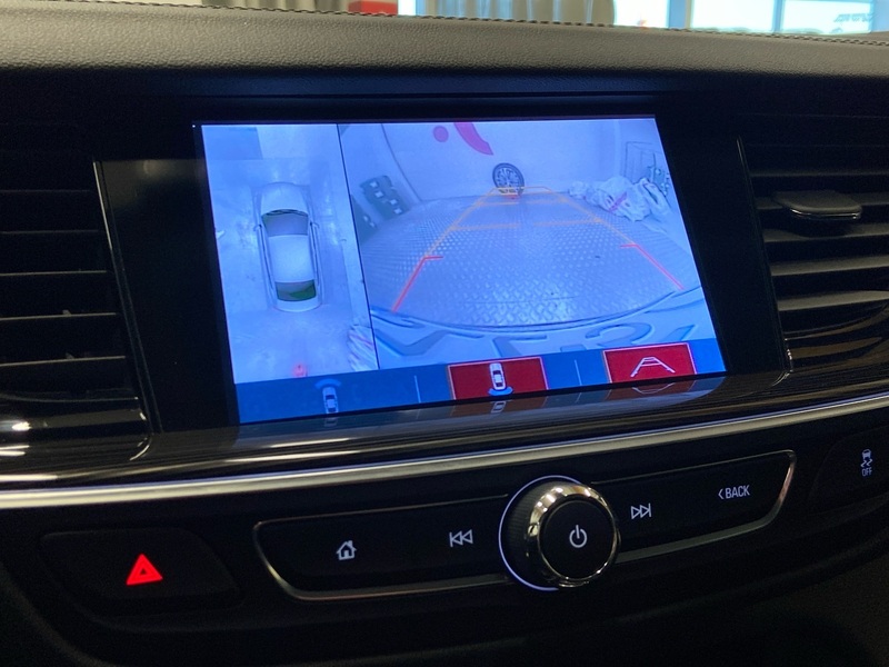 Opel Insignia vaihtoauto