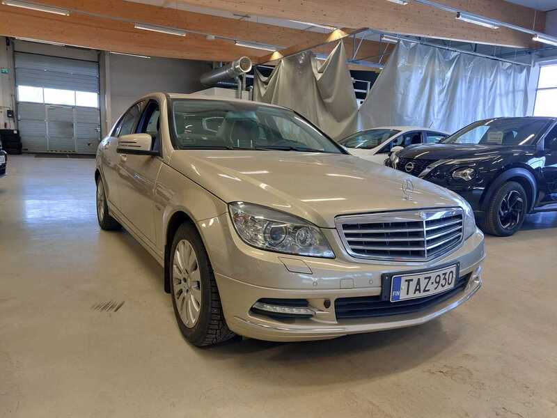 Mercedes-Benz C vaihtoauto