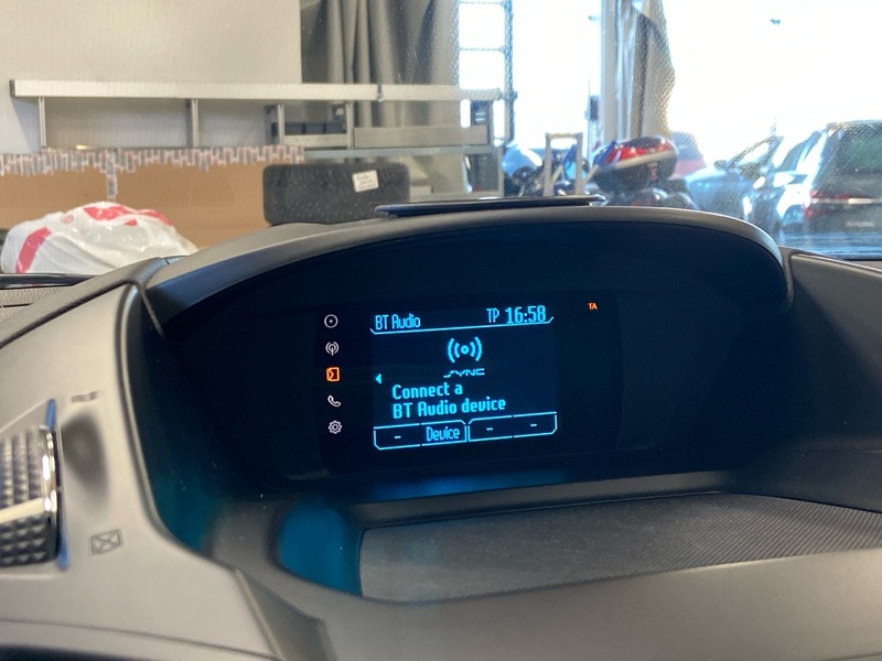 Ford Kuga vaihtoauto