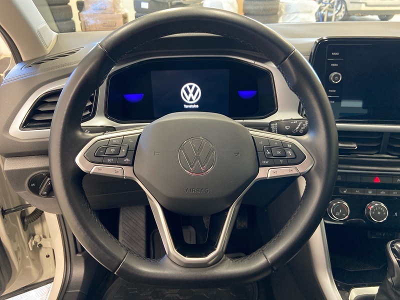 Volkswagen T-Roc vaihtoauto