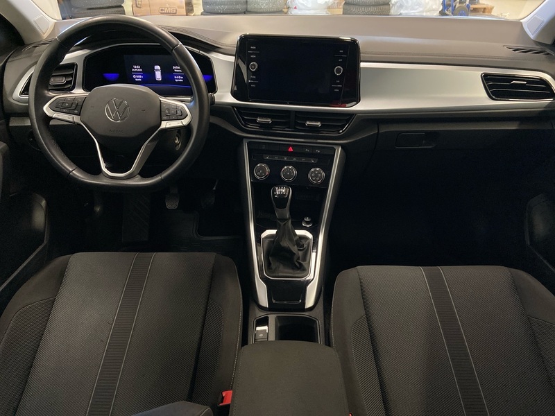 Volkswagen T-Roc vaihtoauto