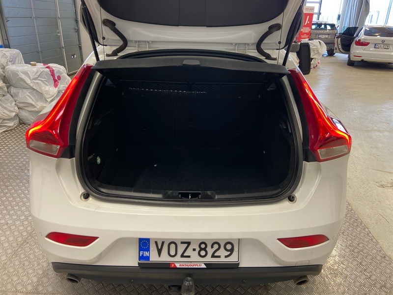 Volvo V40 vaihtoauto