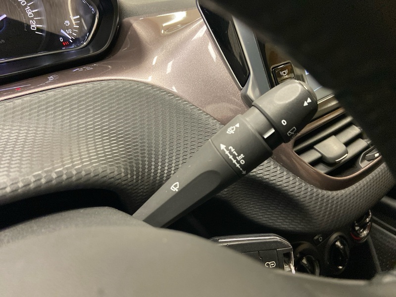 Peugeot 2008 vaihtoauto