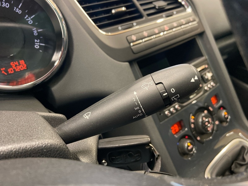 Peugeot 5008 vaihtoauto