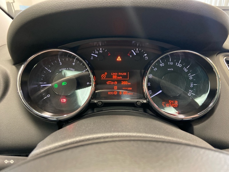 Peugeot 5008 vaihtoauto