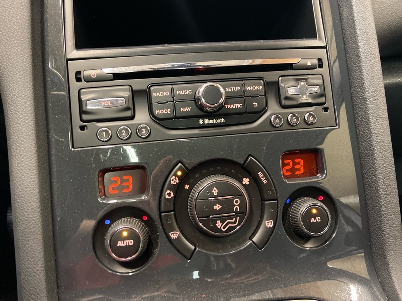 Peugeot 5008 vaihtoauto