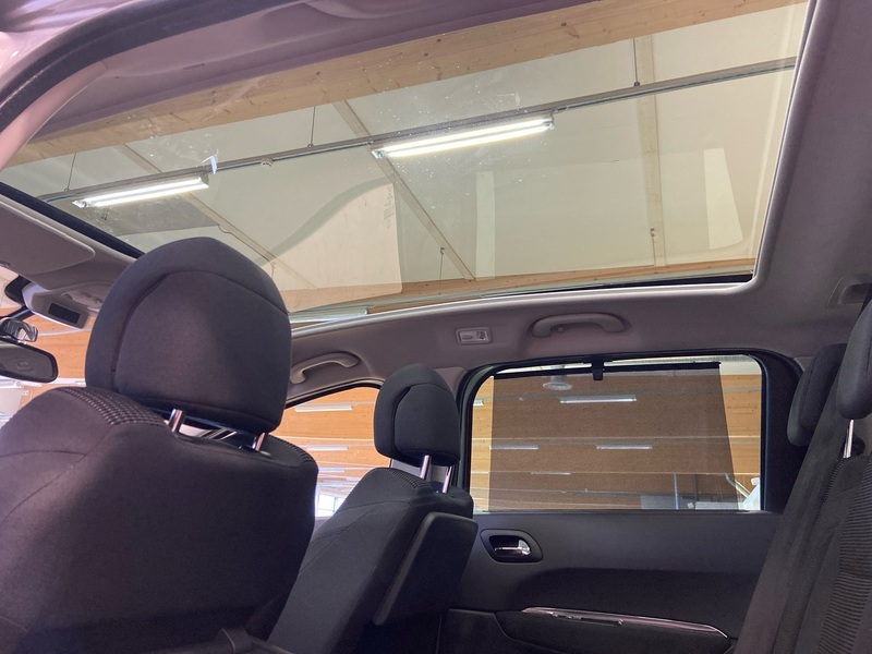 Peugeot 5008 vaihtoauto
