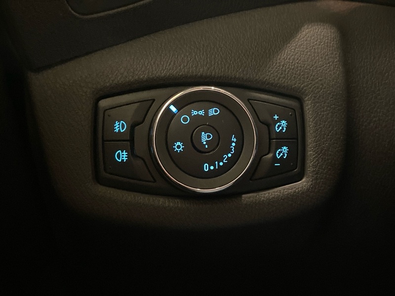 Ford Transit Connect vaihtoauto