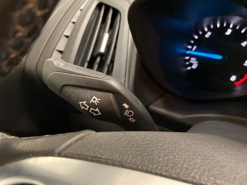 Ford Transit Connect vaihtoauto