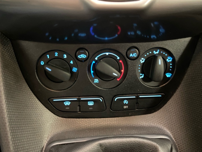 Ford Transit Connect vaihtoauto