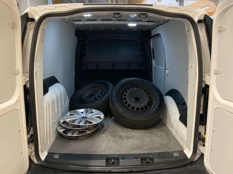 Volkswagen Caddy Maxi vaihtoauto