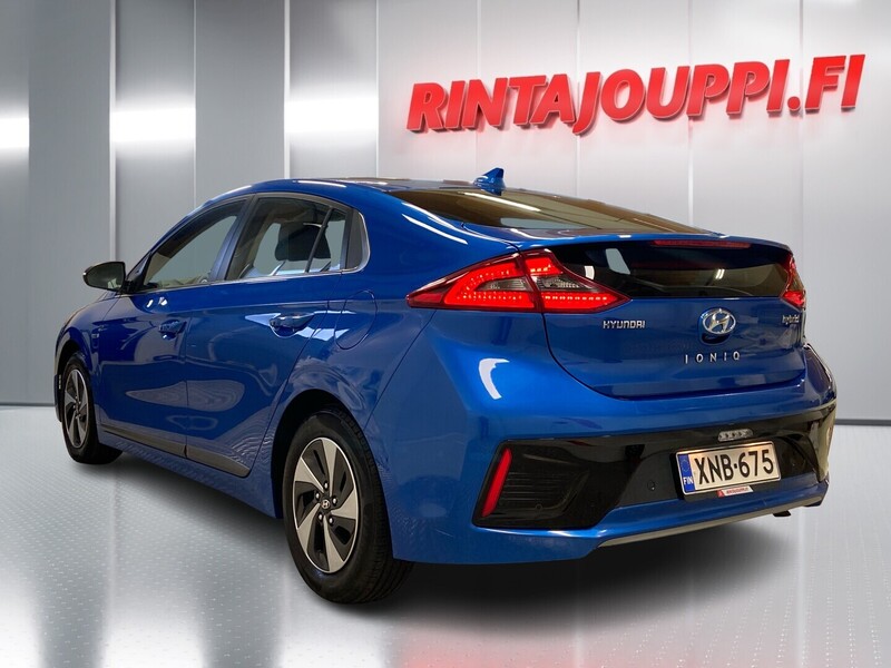 Hyundai IONIQ hybrid vaihtoauto