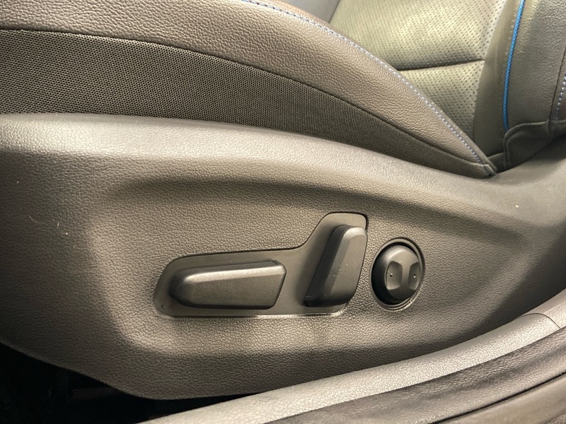 Hyundai IONIQ hybrid vaihtoauto