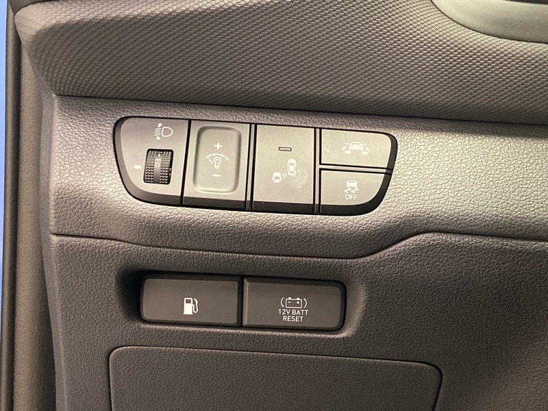 Hyundai IONIQ hybrid vaihtoauto