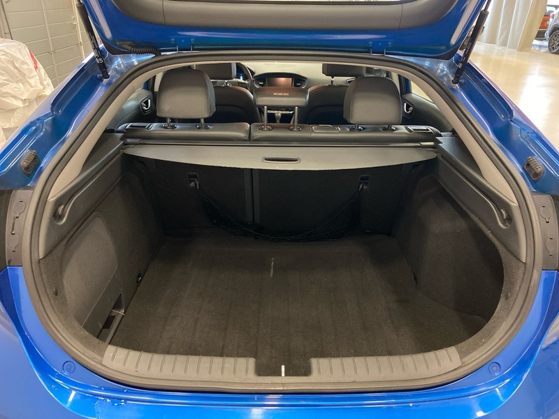 Hyundai IONIQ hybrid vaihtoauto