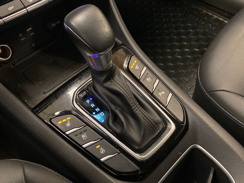 Hyundai IONIQ hybrid vaihtoauto