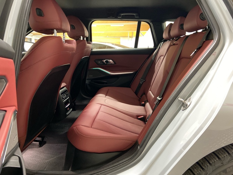 BMW 330 vaihtoauto