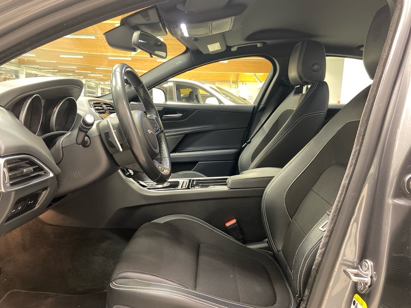 Jaguar XE vaihtoauto