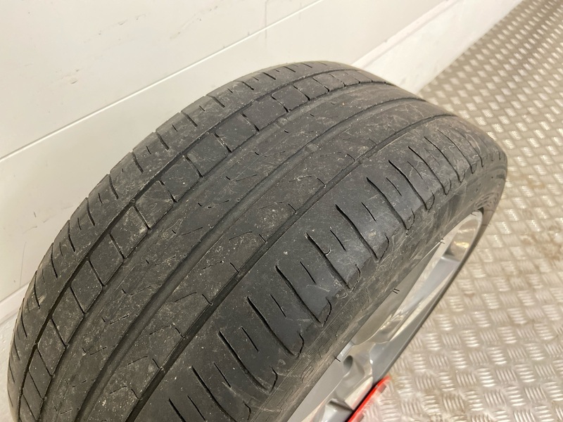 Jaguar XE vaihtoauto