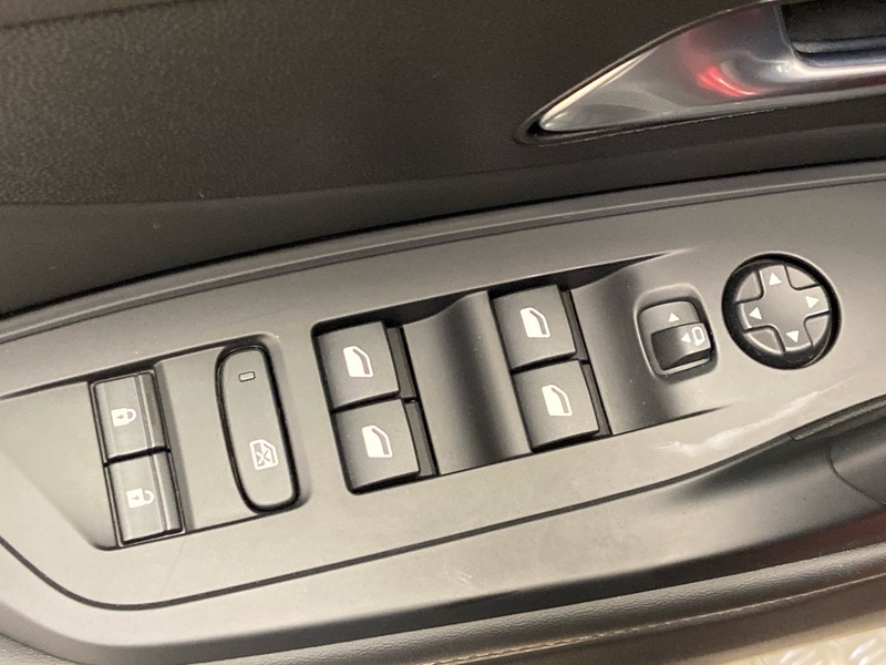 Peugeot 408 vaihtoauto