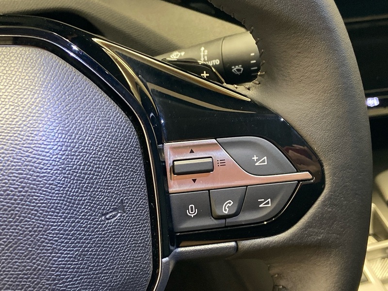 Peugeot 408 vaihtoauto