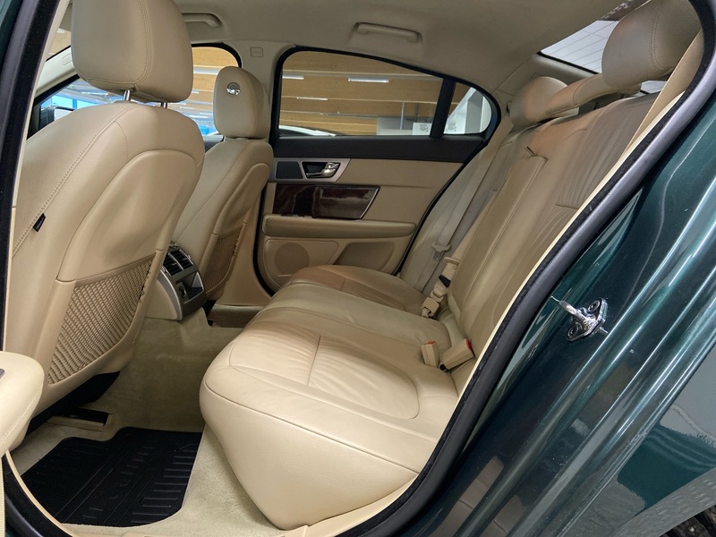 Jaguar XF vaihtoauto