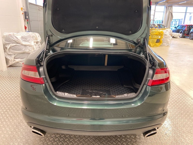 Jaguar XF vaihtoauto