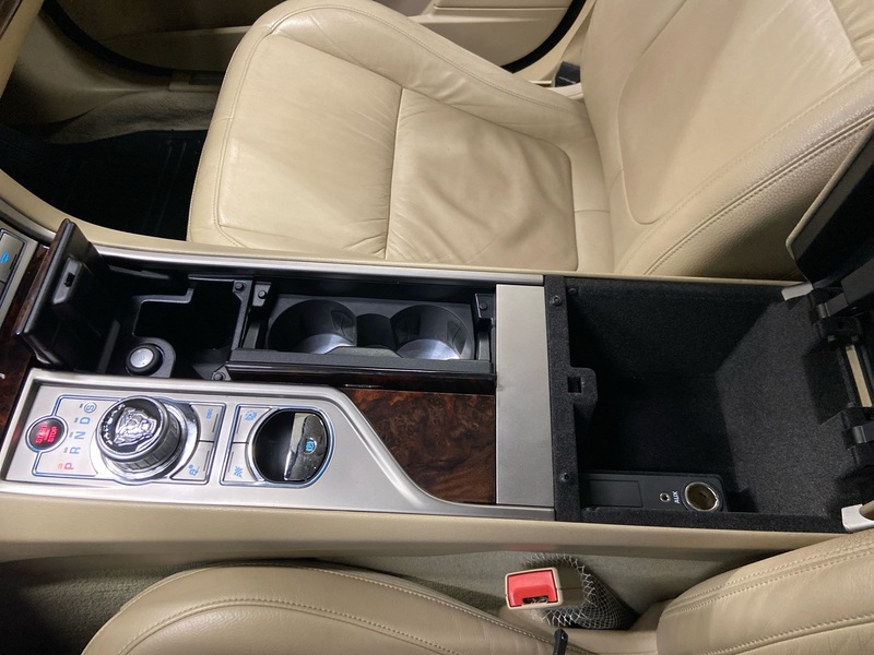 Jaguar XF vaihtoauto