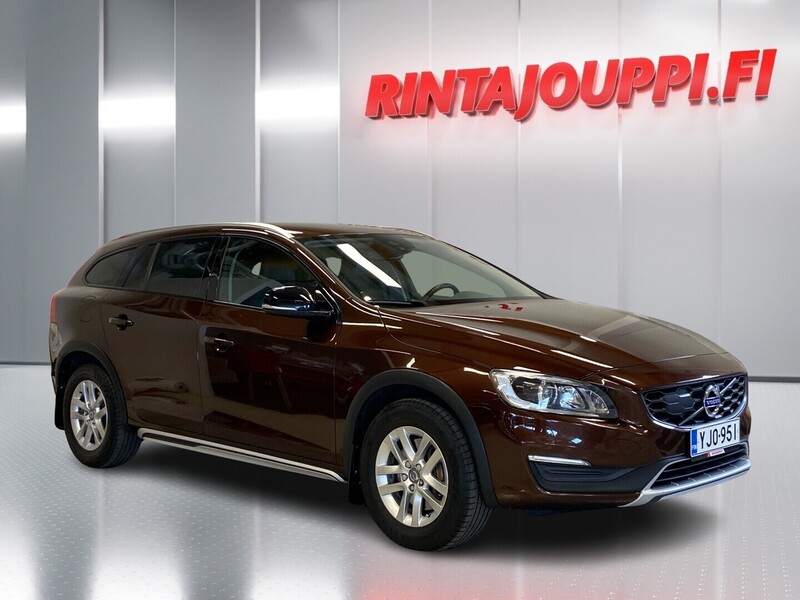 Volvo V60 Cross Country vaihtoauto