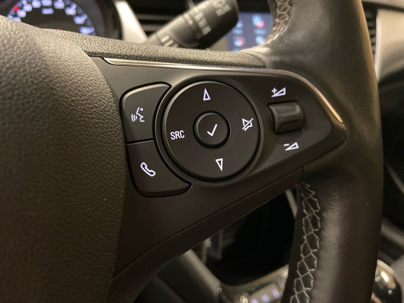 Opel Crossland X vaihtoauto