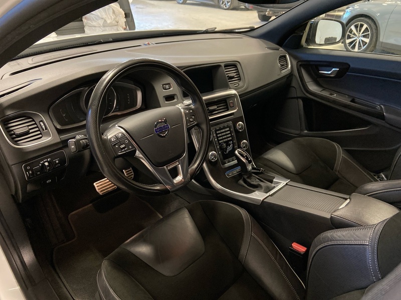 Volvo V60 vaihtoauto