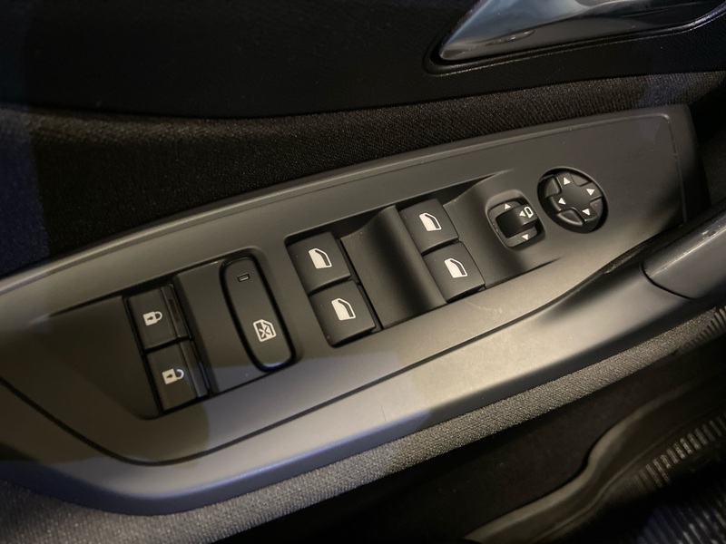 Peugeot 308 vaihtoauto