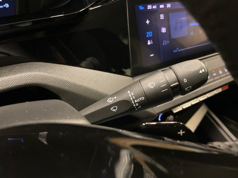 Peugeot 308 vaihtoauto