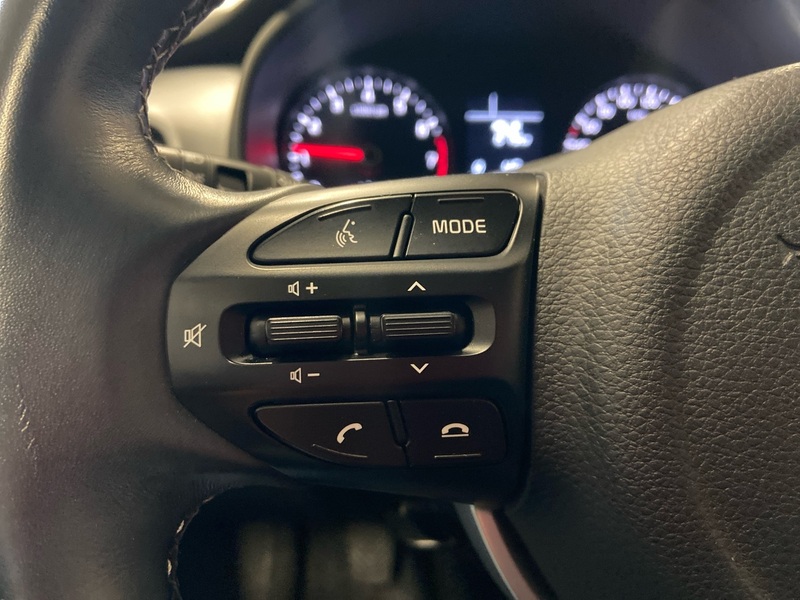 Kia Stonic vaihtoauto